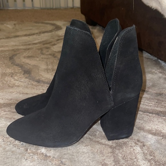 Steve Madden Shoes - ❗️NEW STEVE MADDEN BOOTS❗️